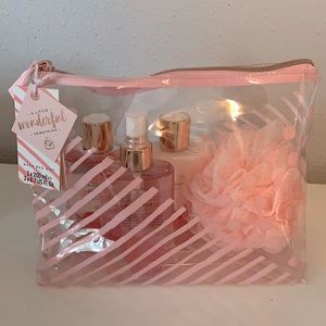 Wash bag gift